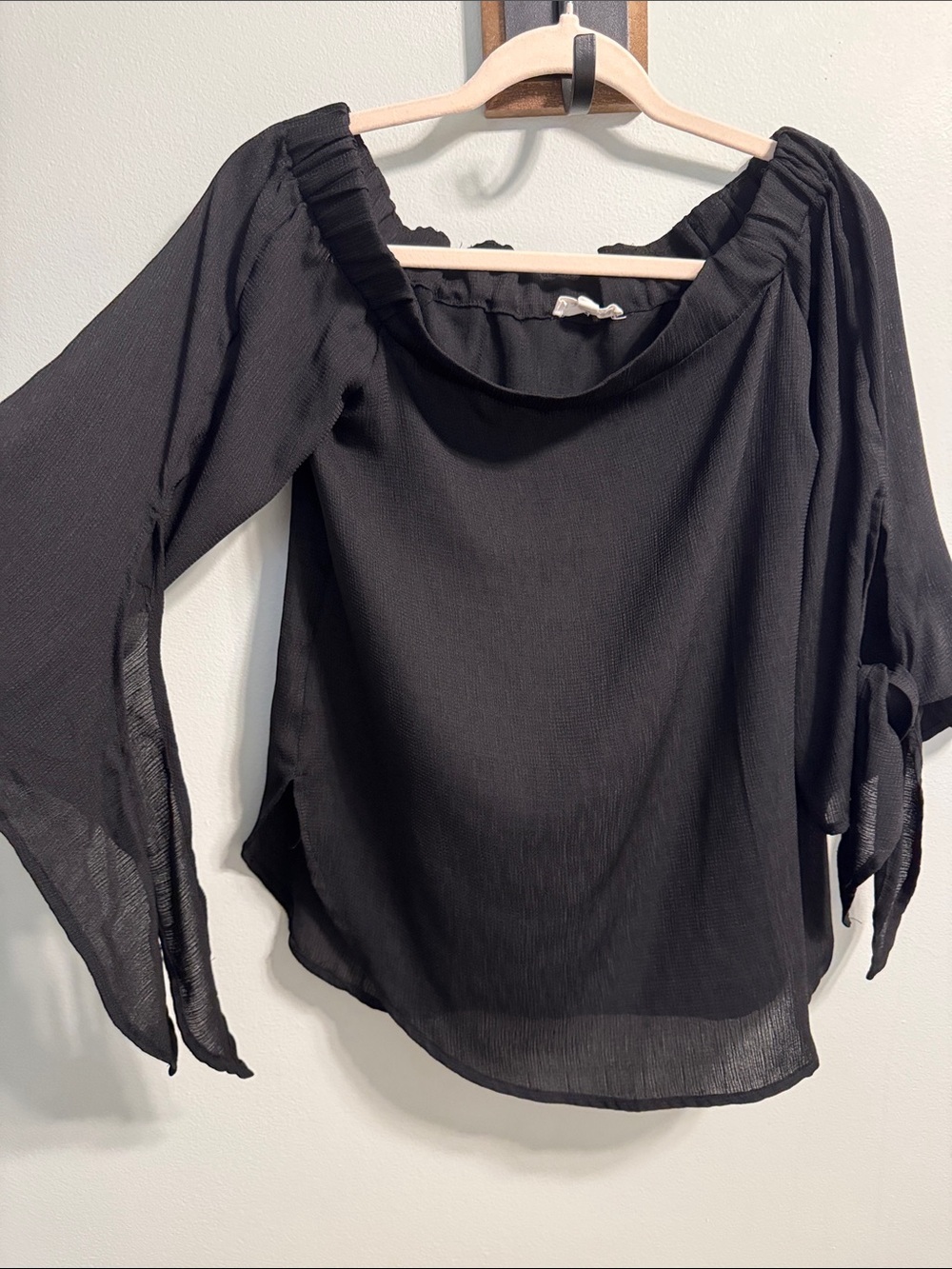 Eesome Black Off-Shoulder Peasant Blouse - Women